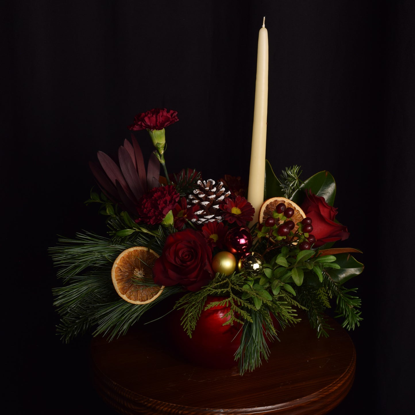 Classic Christmas Arrangement