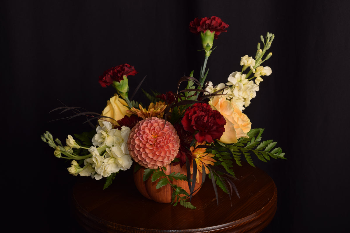 Classic Pumpkin Arrangement