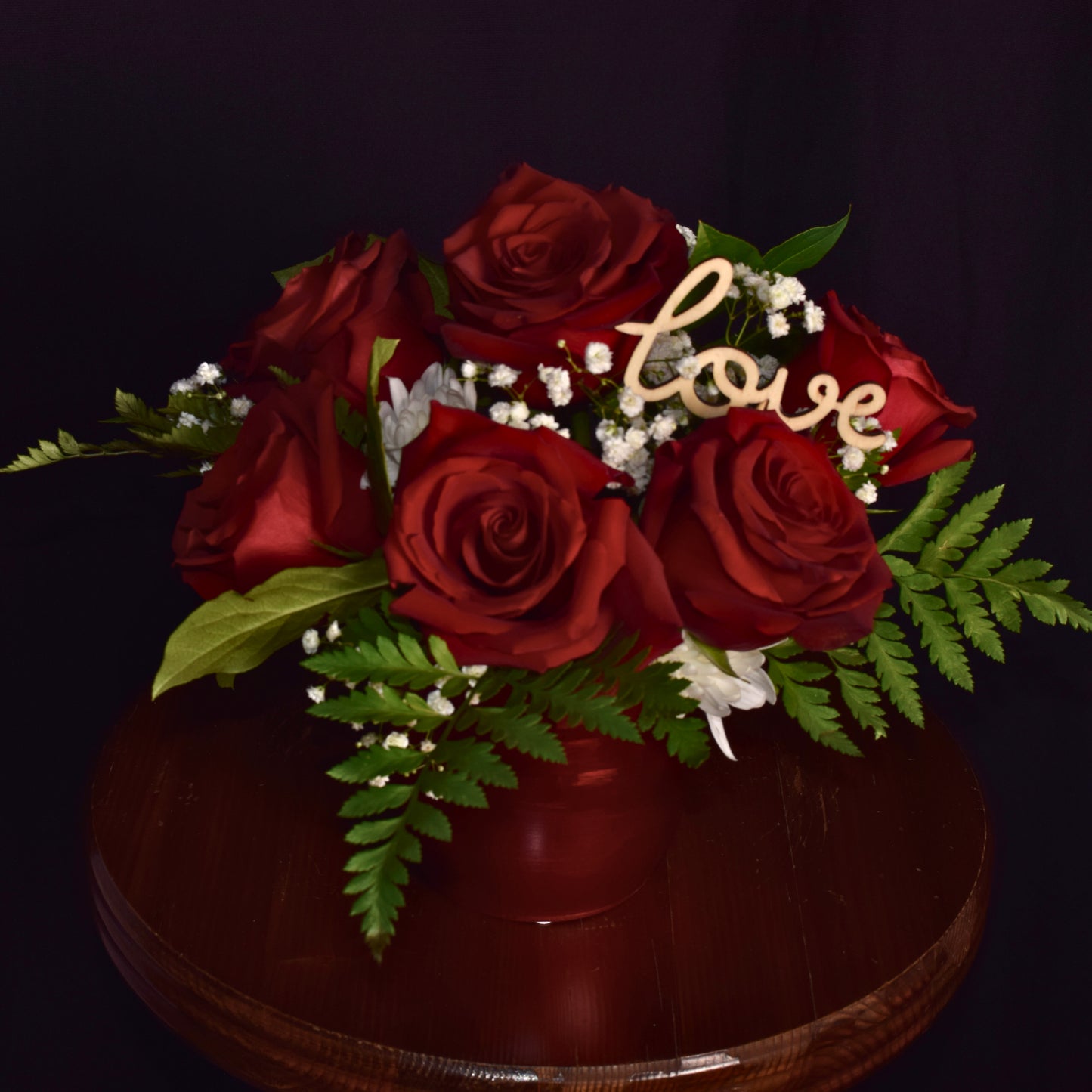 Rose Table Arrangement